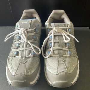 Avia Elevate Gray Shoes size 9
